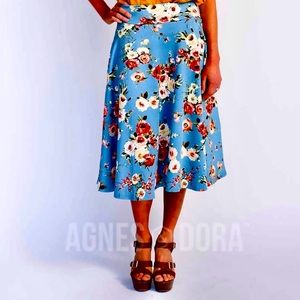 Agnes & Dora Plus size Floral Stretch Skirt, Size 2X